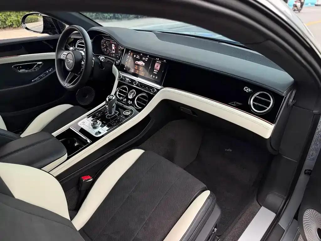 Bentley Continental — фото 4