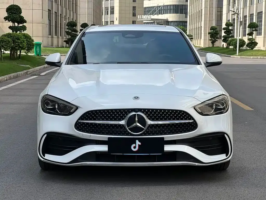 Mercedes-Benz C-Class — фото 10