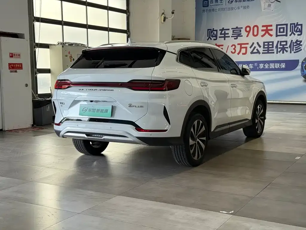 BYD PLUS New Energy — фото 6