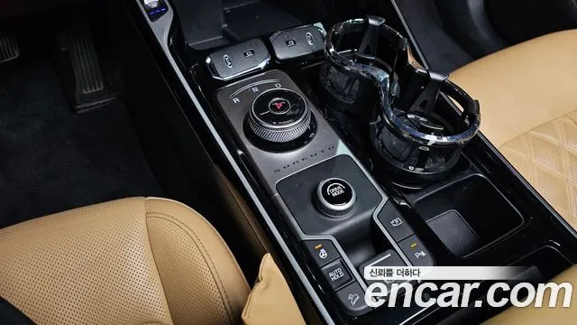 Kia Sorento — фото 9