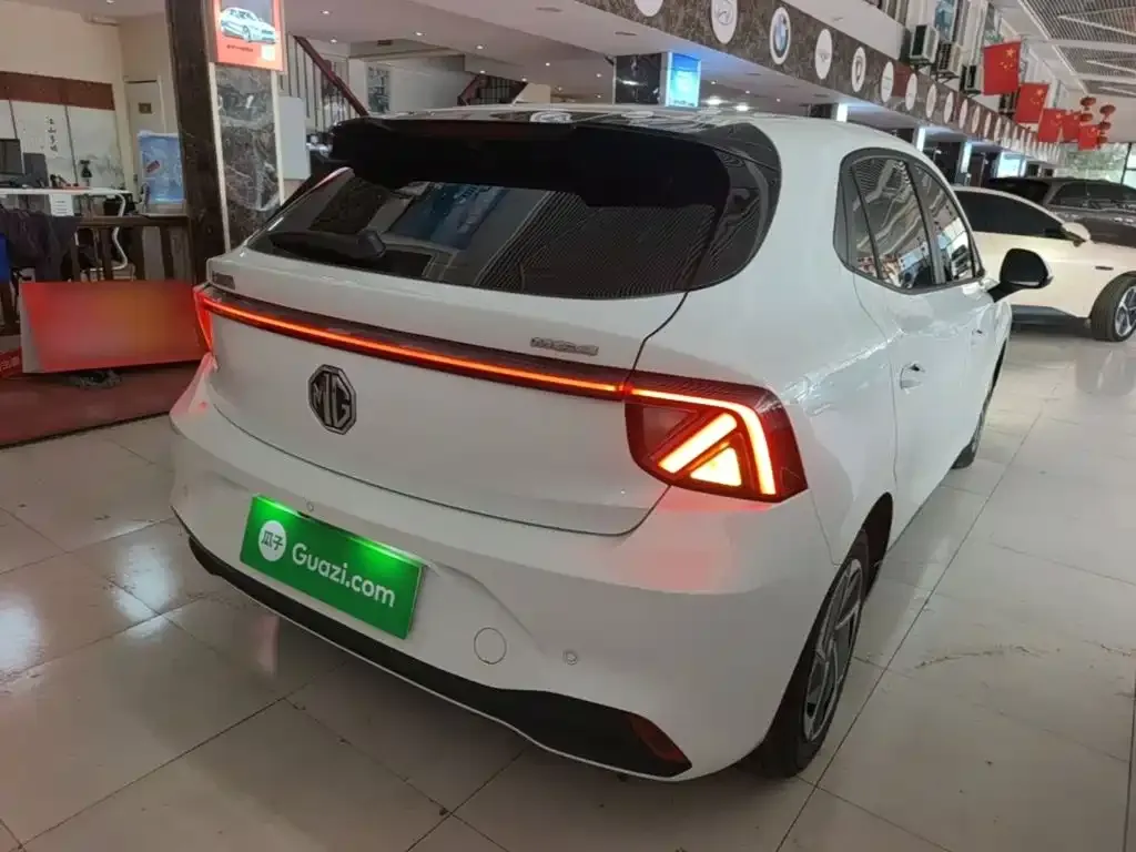 MG 4 — фото 9