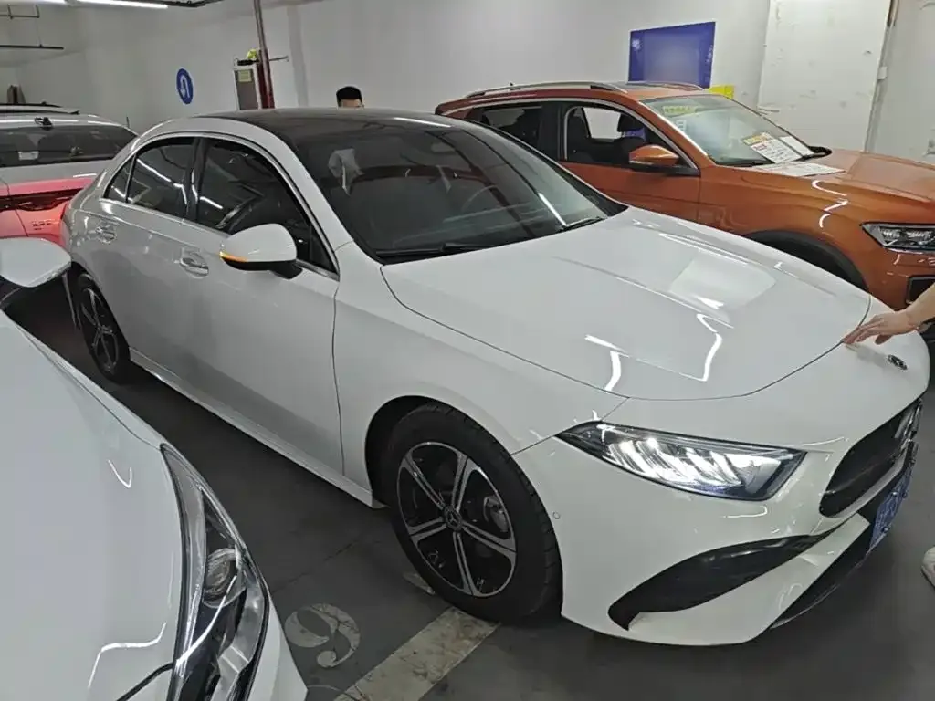 Mercedes-Benz A-Class — фото 9