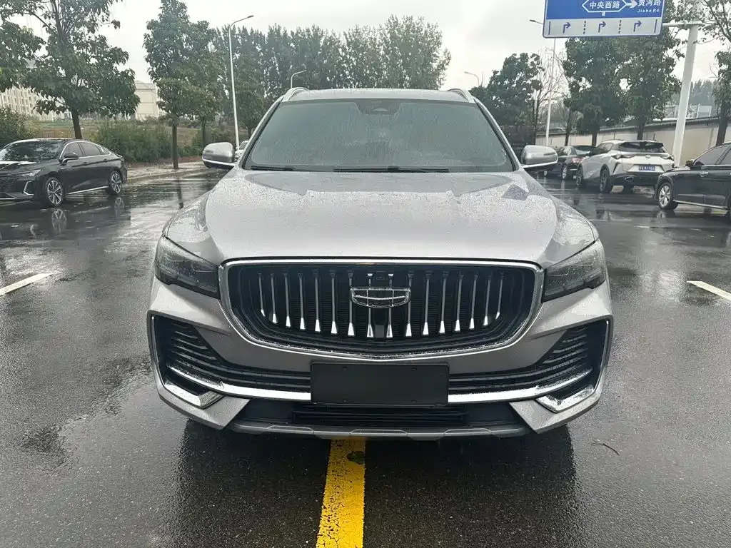 Geely Xingyue L — фото 10
