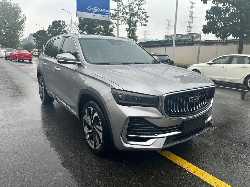 Geely Xingyue L — фото 8