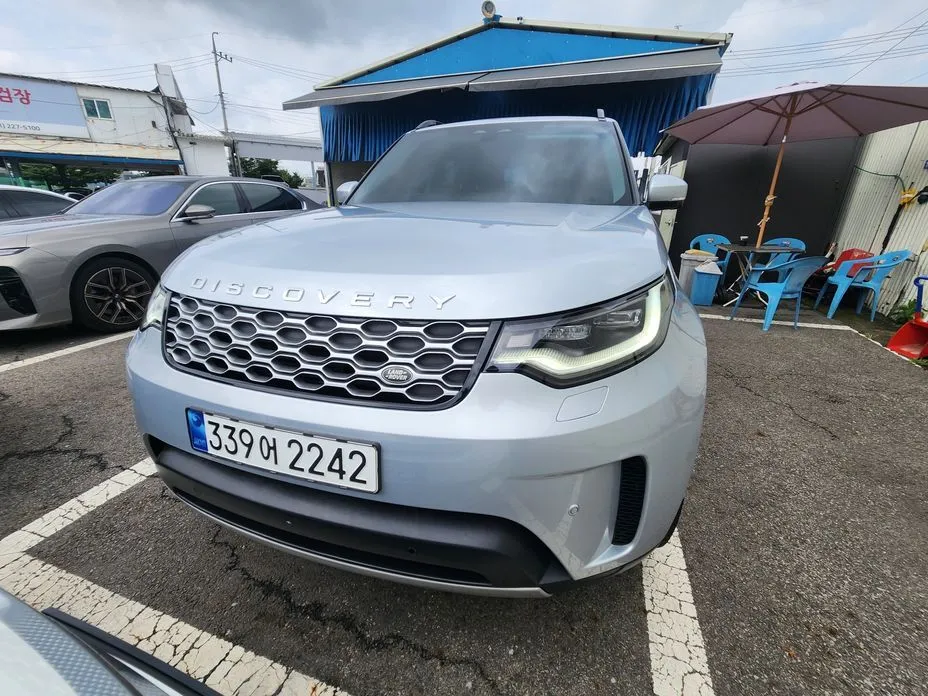 Land Rover Discovery — фото 1