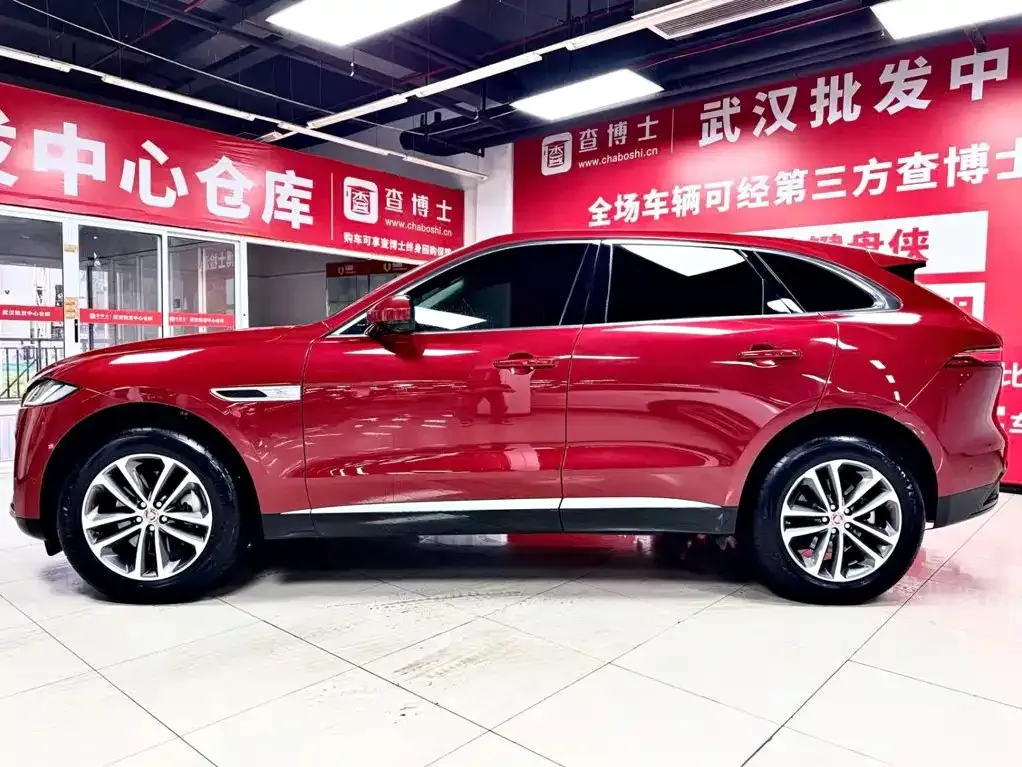 Jaguar F-PACE — фото 2