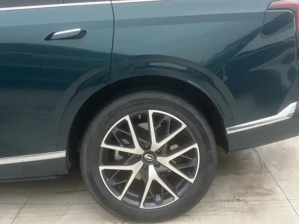 GAC Motor Trumpchi GS8 — фото 2