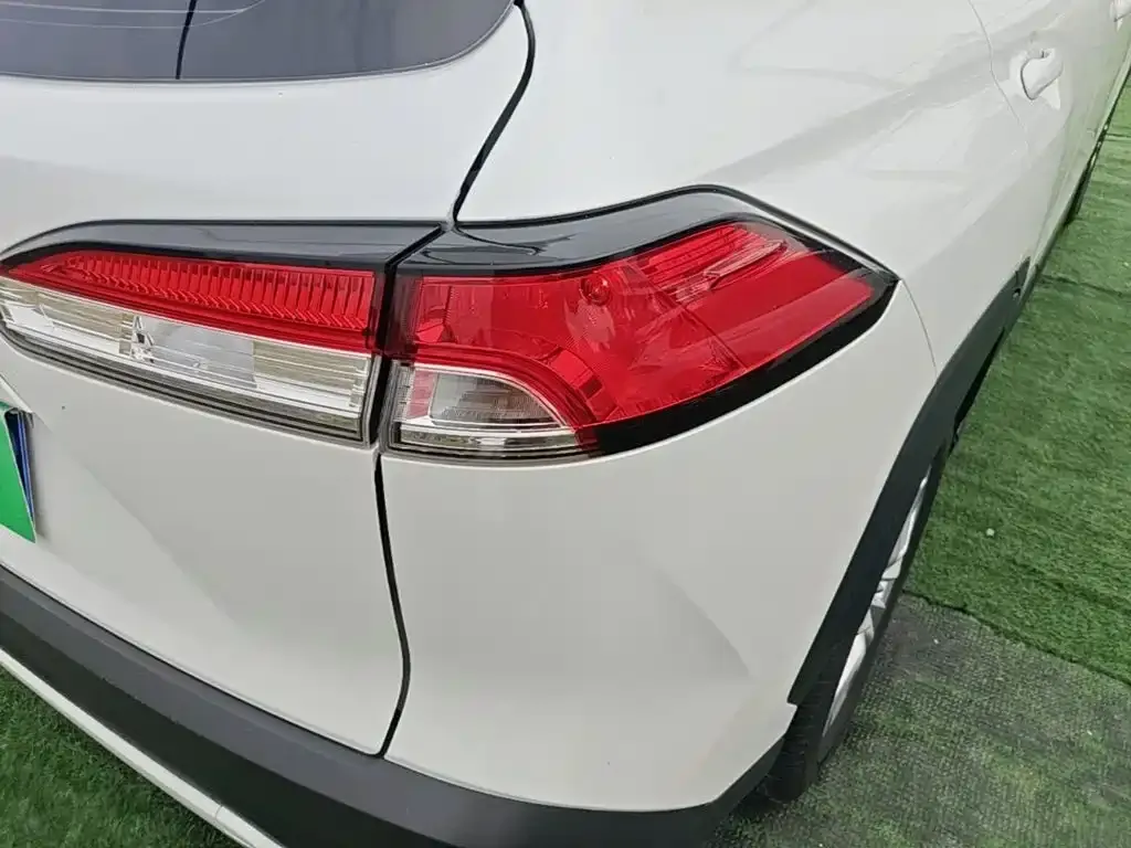 Toyota Corolla Cross — фото 3