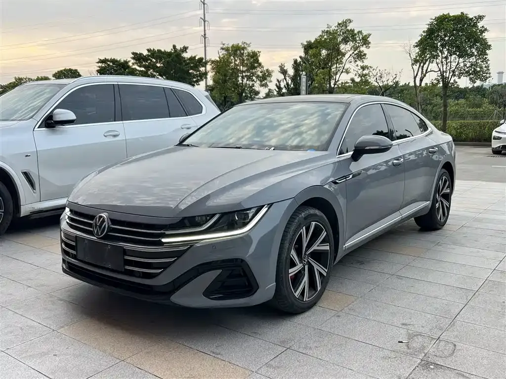 Volkswagen CC — фото 1