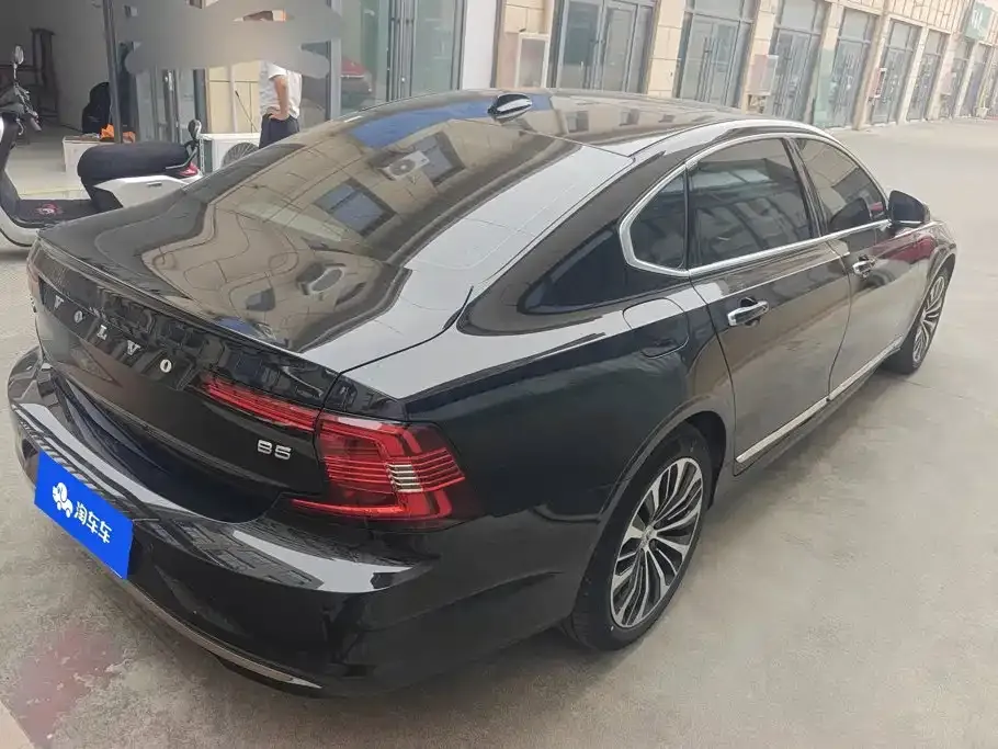 Volvo S90 — фото 3