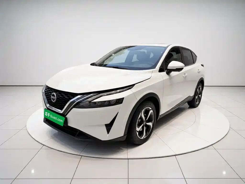 Nissan Qashqai — фото 1