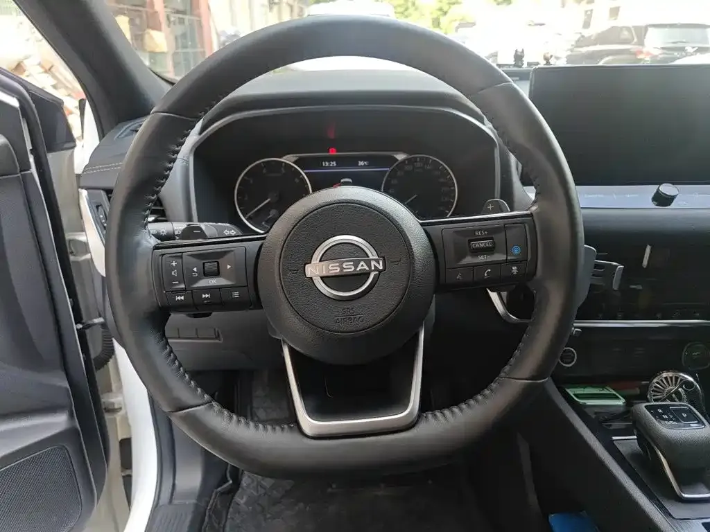 Nissan Qashqai — фото 9