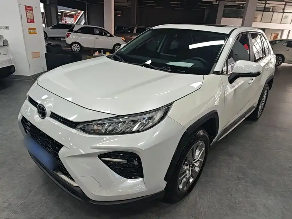 Toyota Wildlander — фото 1