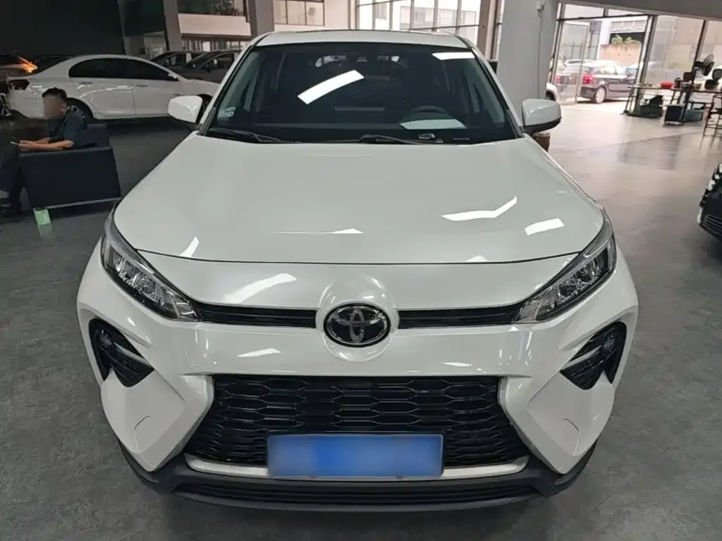 Toyota Wildlander — фото 4