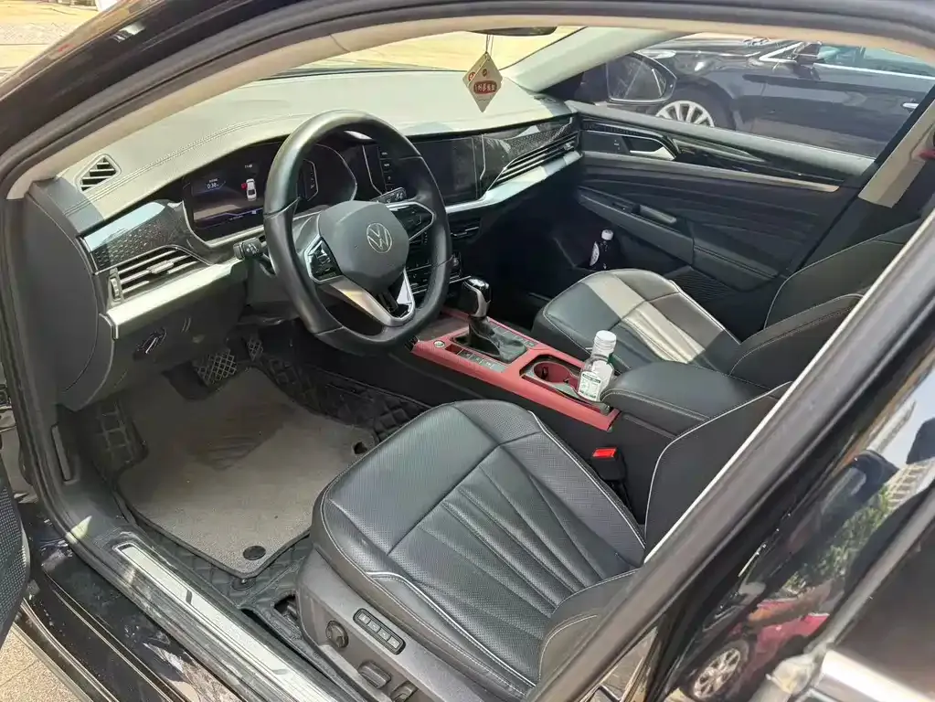 Volkswagen Passat — фото 2