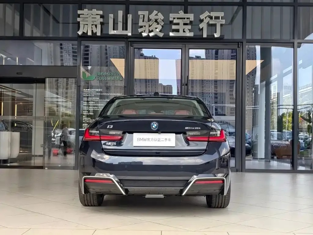 BMW i3 — фото 8