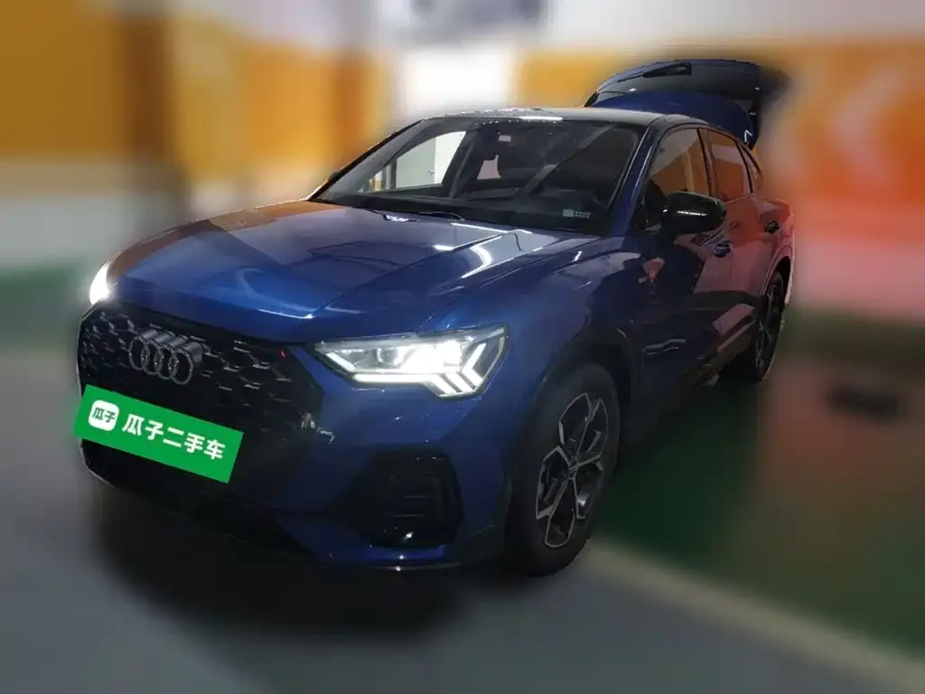 Audi Q3 Sportback — фото 1