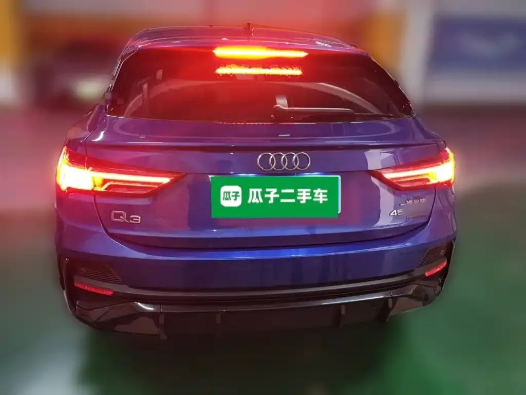 Audi Q3 Sportback — фото 4