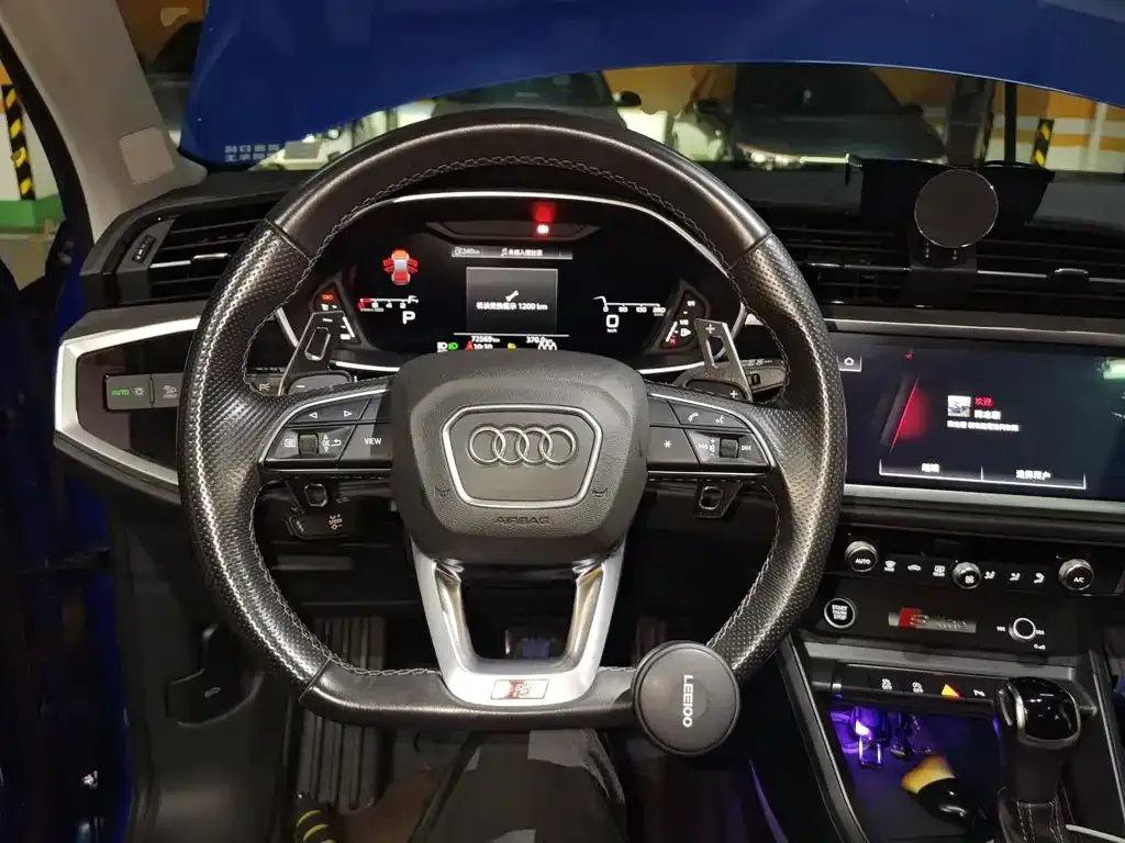 Audi Q3 Sportback — фото 9