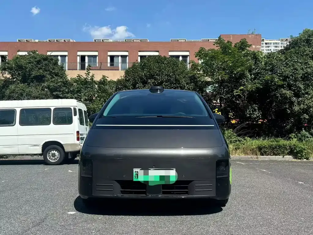 Li Auto MEGA — фото 6