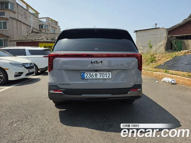 Kia Carnival — фото 3