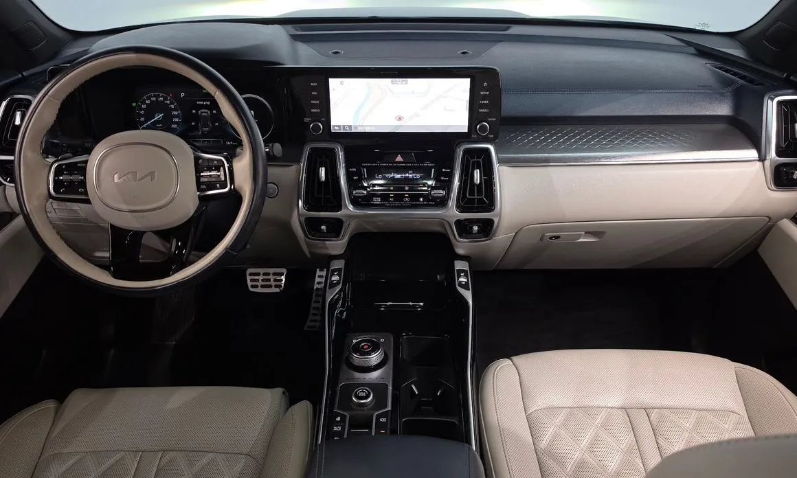 Kia Sorento — фото 6