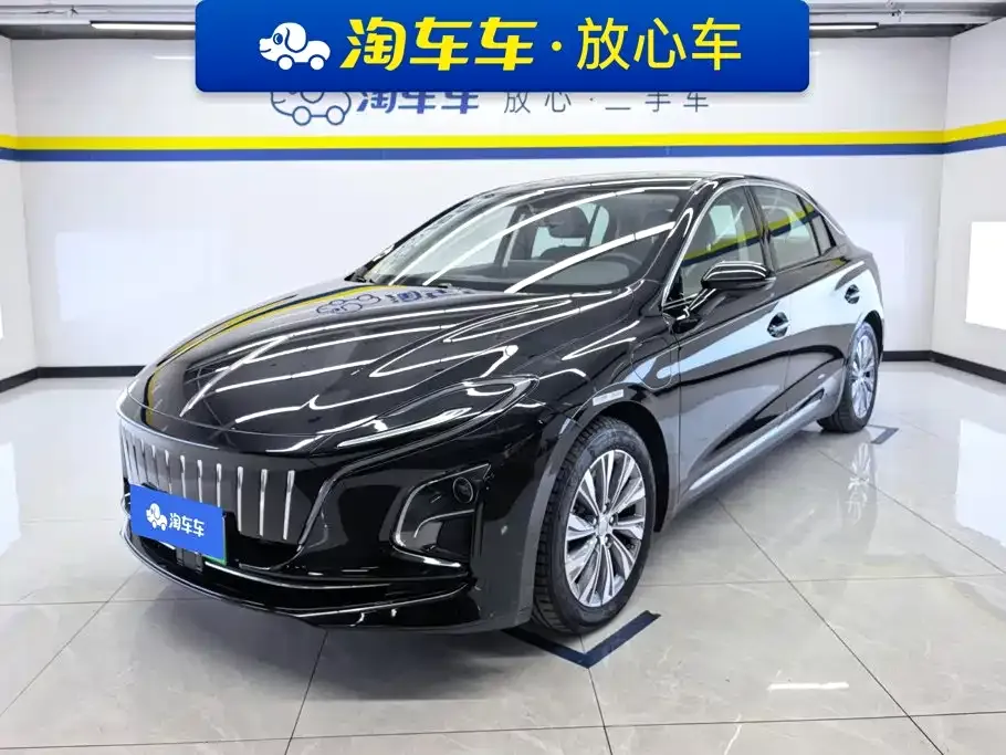 Hongqi E-QM5 — фото 1
