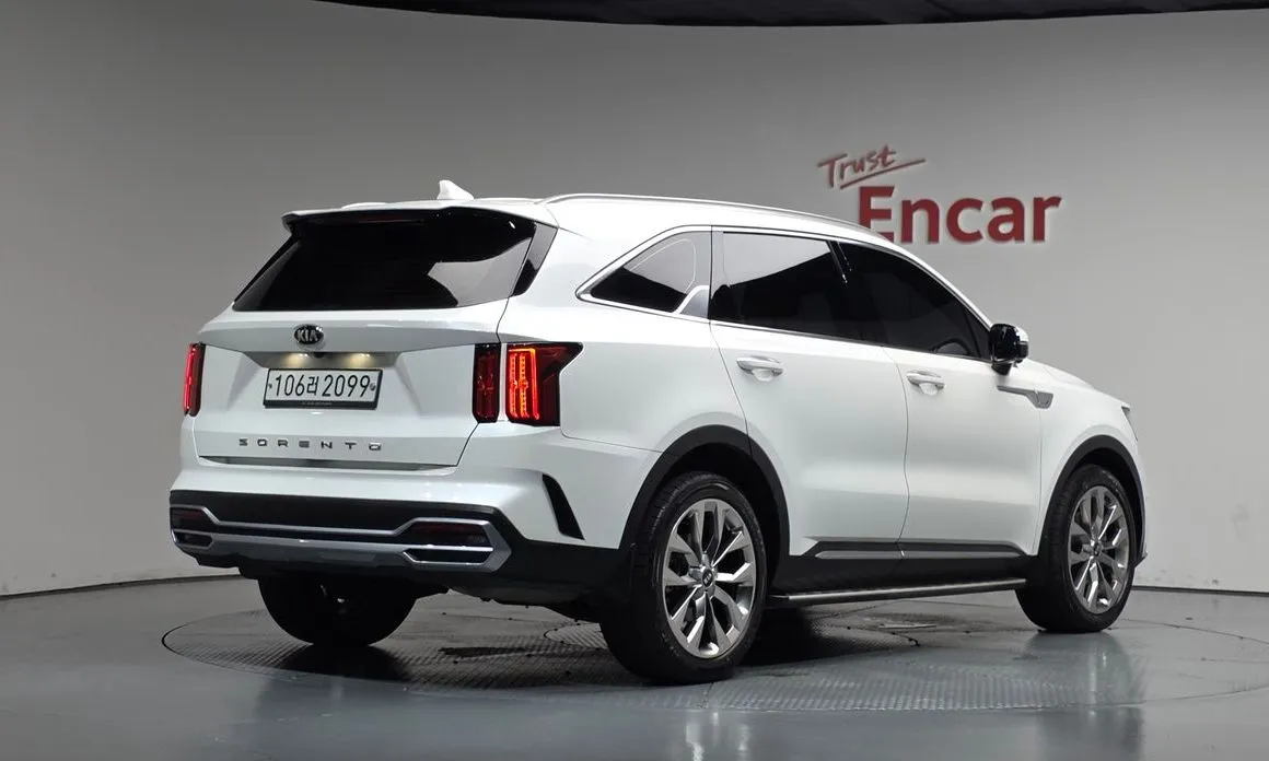 Kia Sorento — фото 3