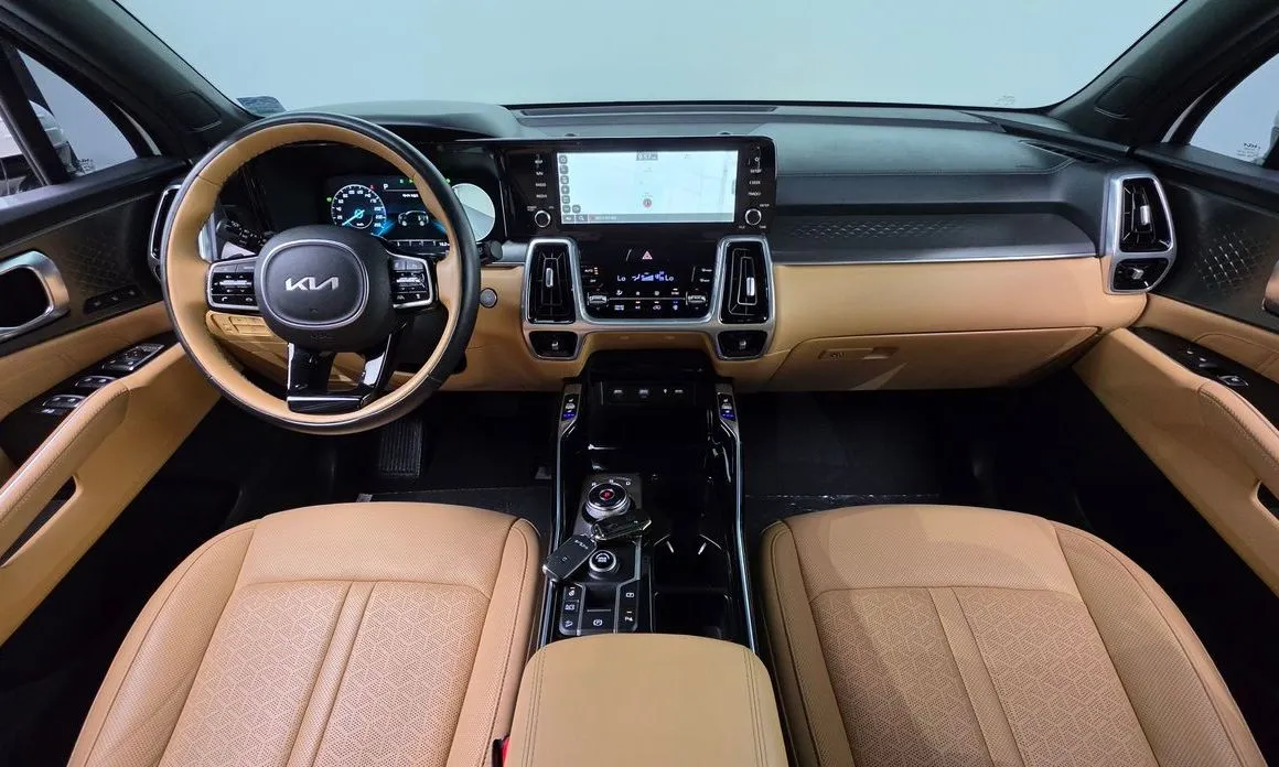 Kia Sorento — фото 7