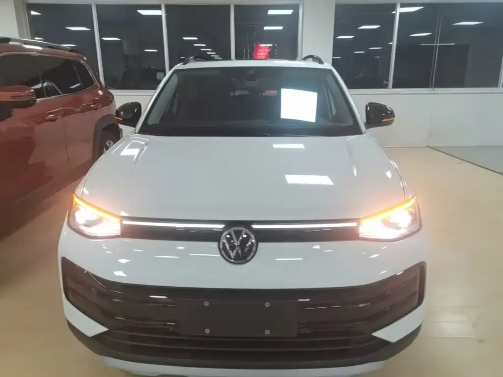 Volkswagen Tharu — фото 4