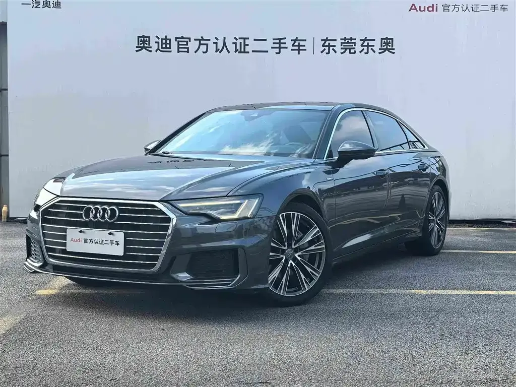 Audi A6L — фото 1