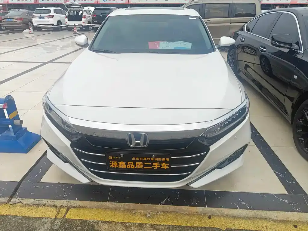 Honda Accord — фото 5