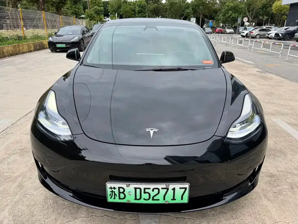 Tesla Model 3 — фото 6