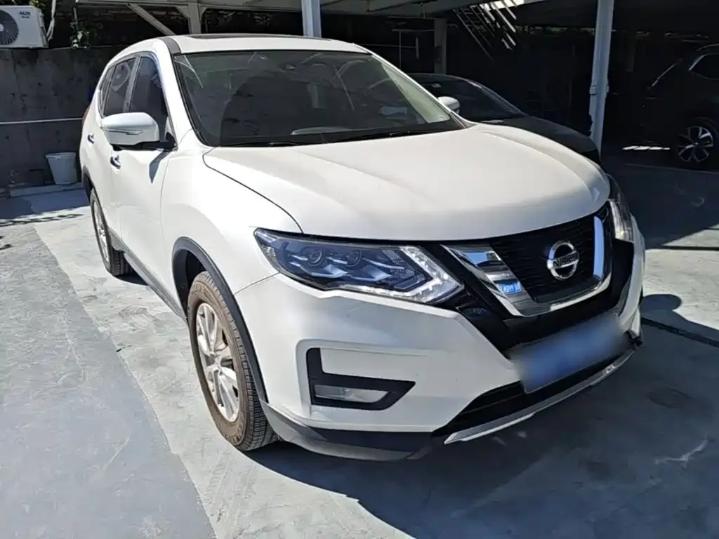 Nissan X-Trail — фото 8