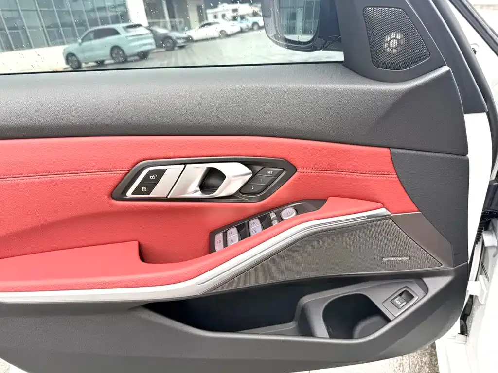 BMW 3 Series — фото 10