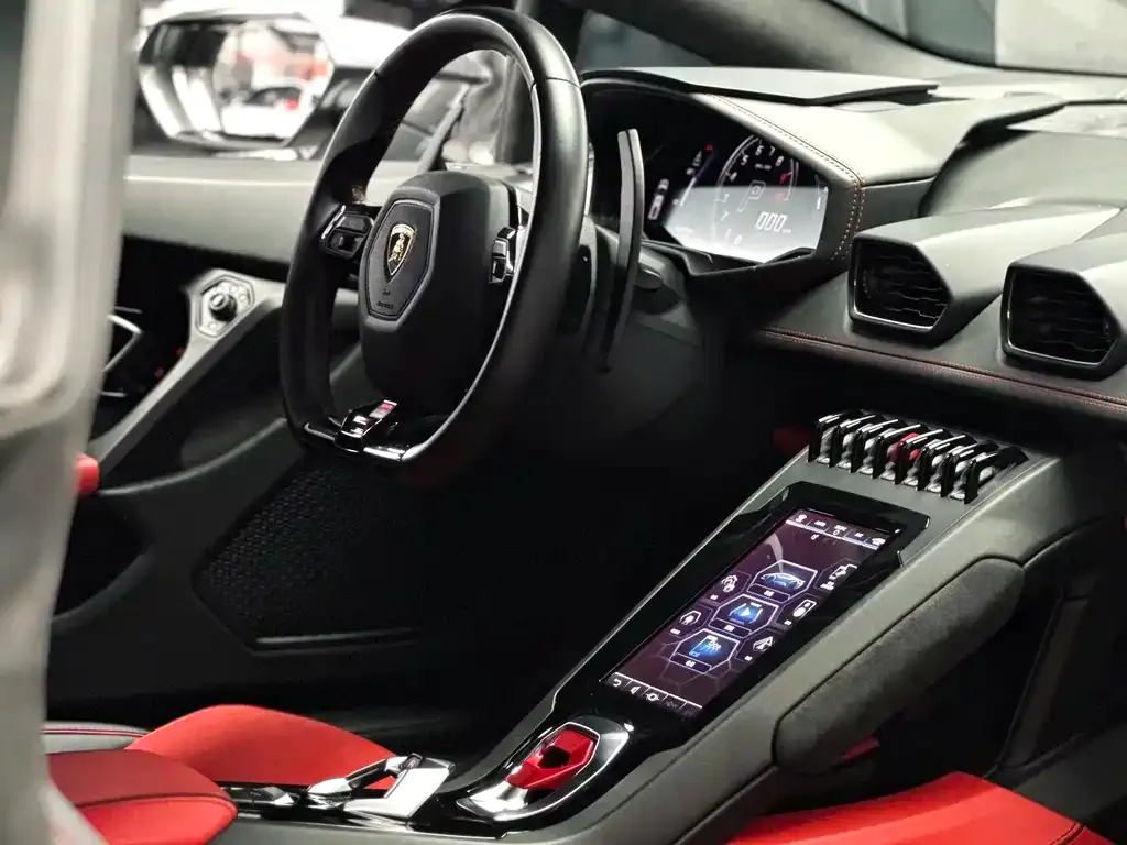 Lamborghini Huracan — фото 9