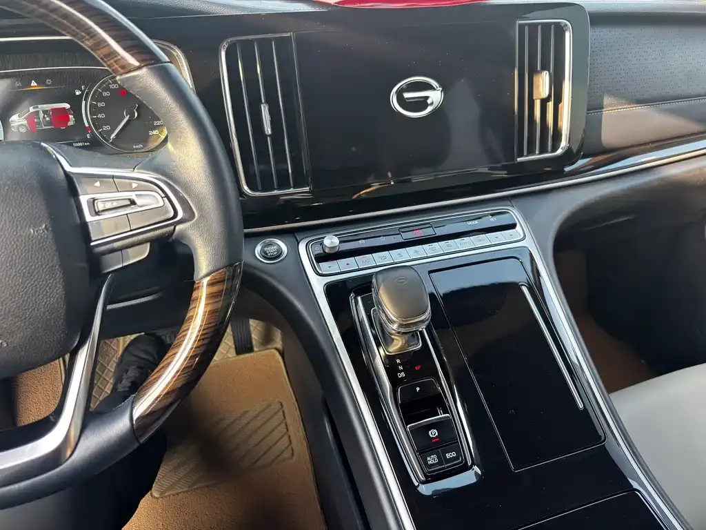 GAC Motor Trumpchi M8 — фото 3