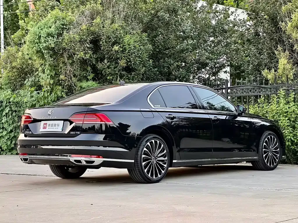 Volkswagen Phideon — фото 6