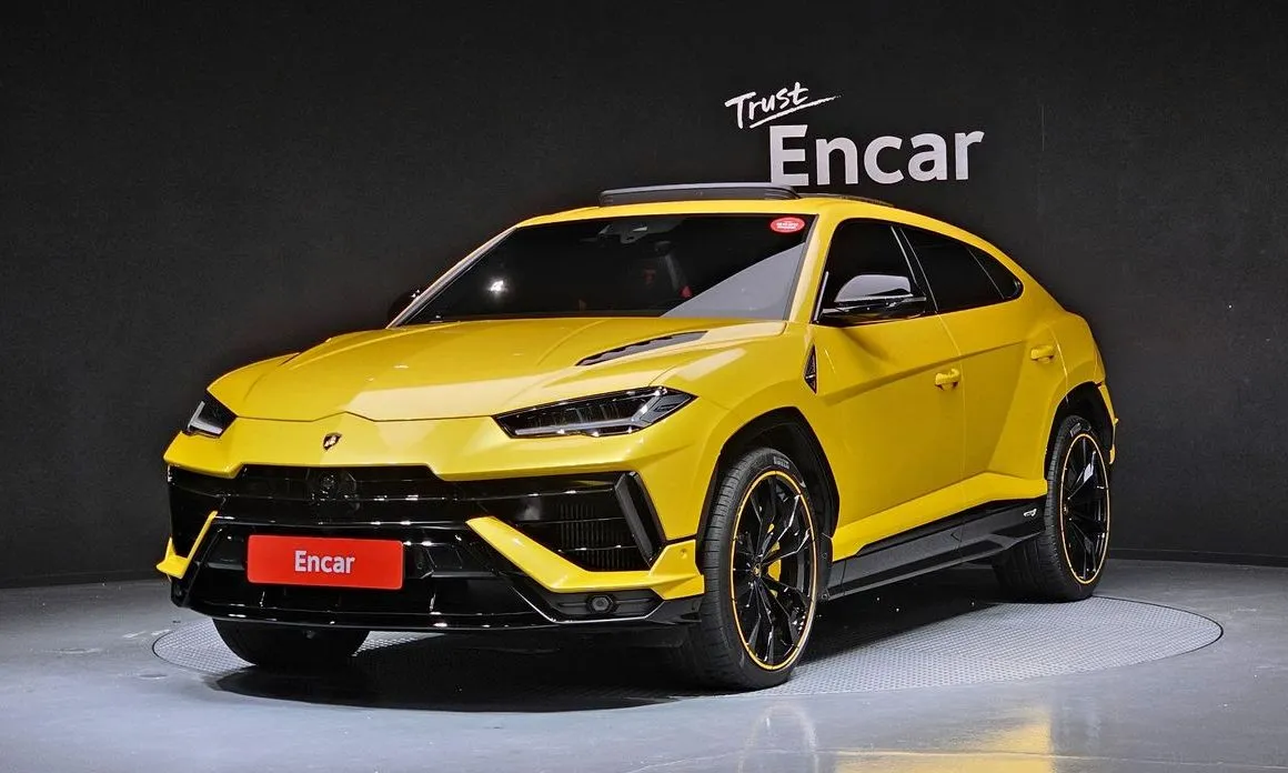 Lamborghini Urus — фото 1
