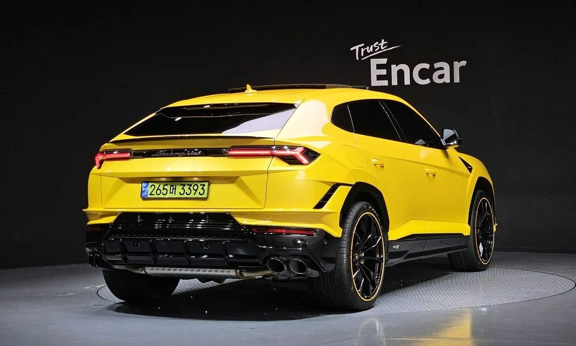 Lamborghini Urus — фото 8
