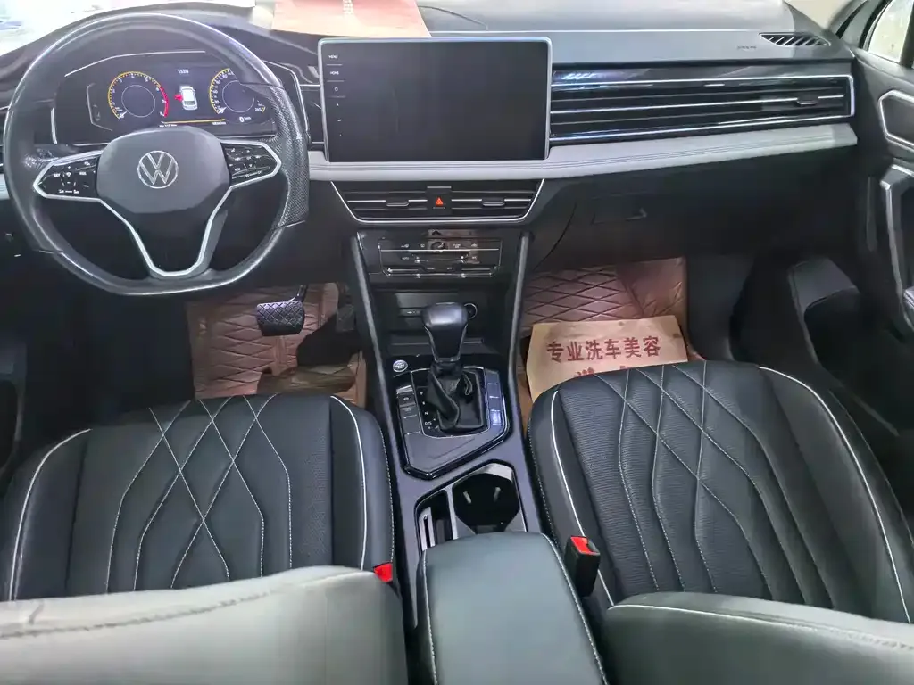 Volkswagen Tiguan L — фото 3