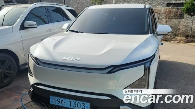 Kia EV5 — фото 1