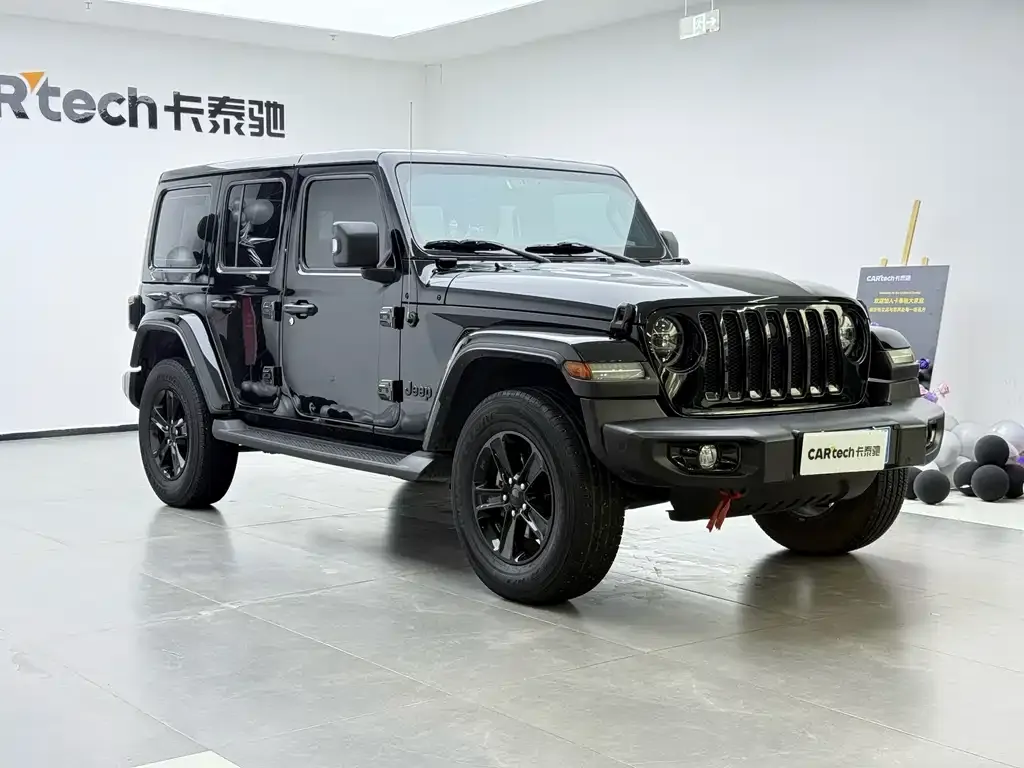 Jeep Wrangler — фото 6