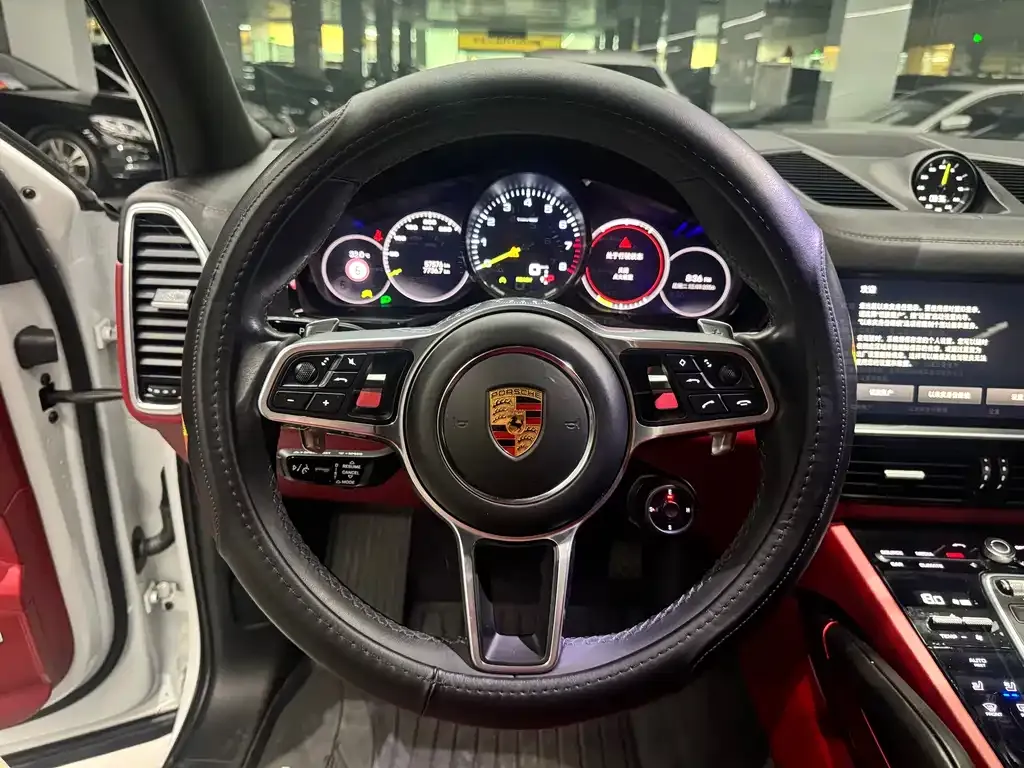 Porsche Cayenne Hybrid — фото 9