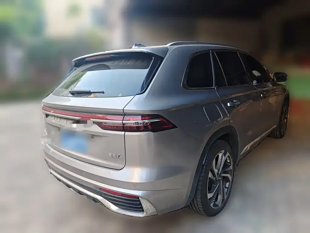 Geely Xingyue L — фото 10