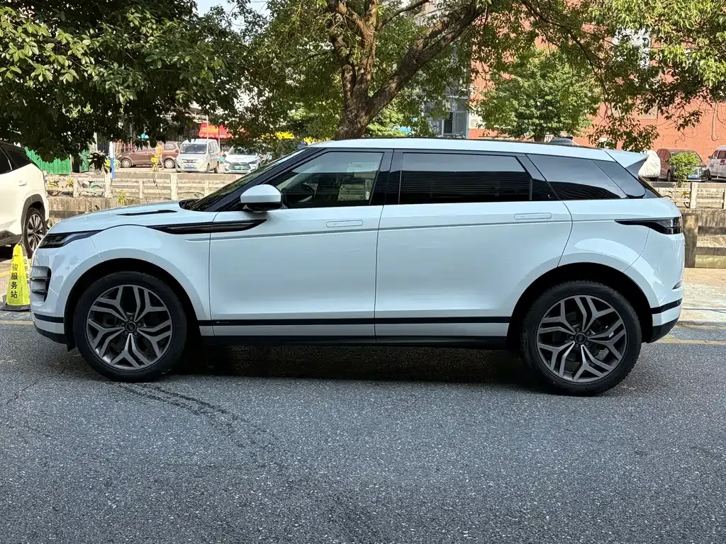 Land Rover Evoque — фото 2