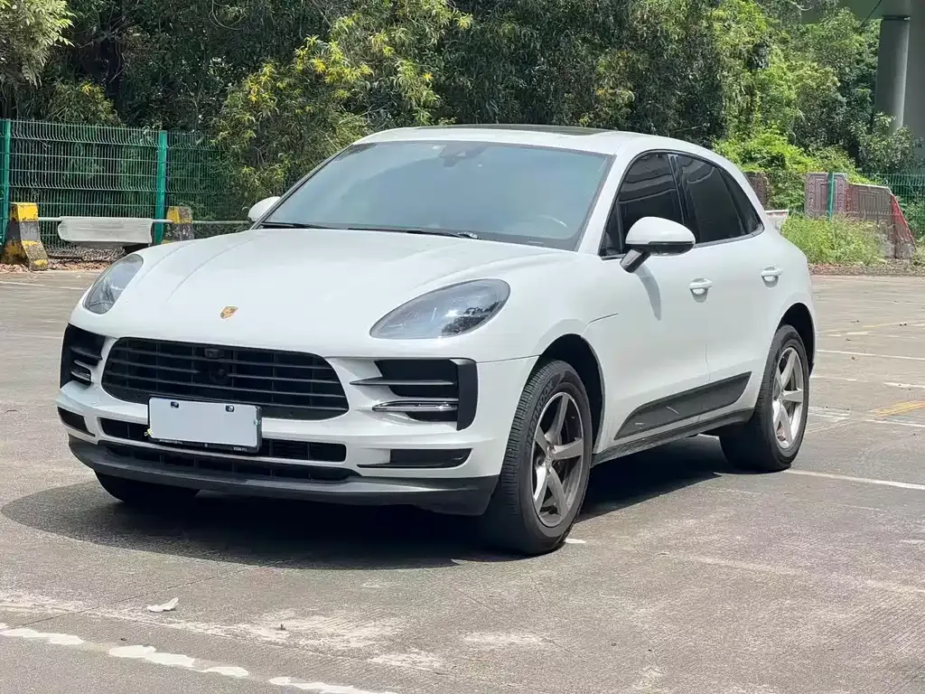 Porsche Macan — фото 1