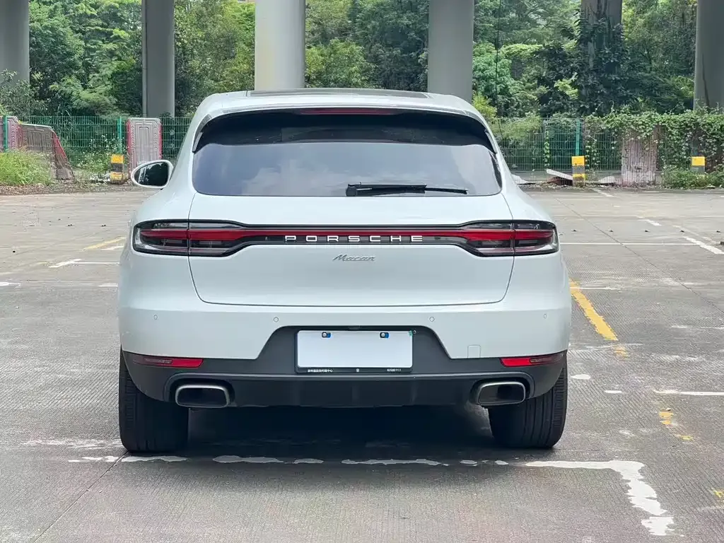 Porsche Macan — фото 10