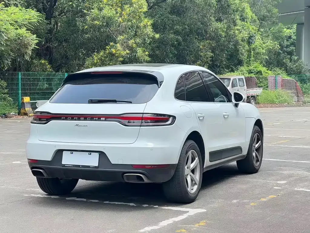Porsche Macan — фото 5