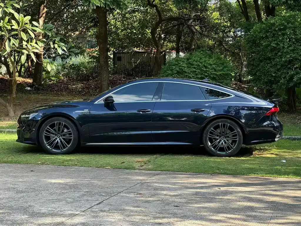 Audi A7 — фото 8